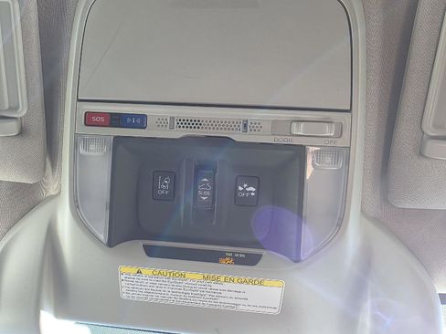 Used 2019 Subaru Forester Premium image 25