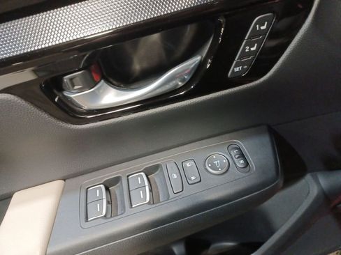 Used 2023 Honda CR-V EX-L image 15