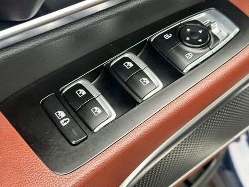 Used 2024 Kia Telluride SX Prestige image 18