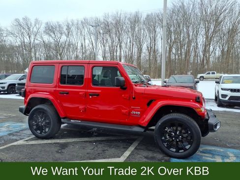 Used 2021 Jeep Wrangler Unlimited Sahara image 5