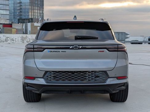 Used 2025 Chevrolet Equinox EV RS image 6