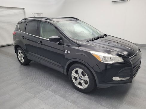 Used 2016 Ford Escape SE w/ SE Leather Comfort Package AWD/4WD image 11