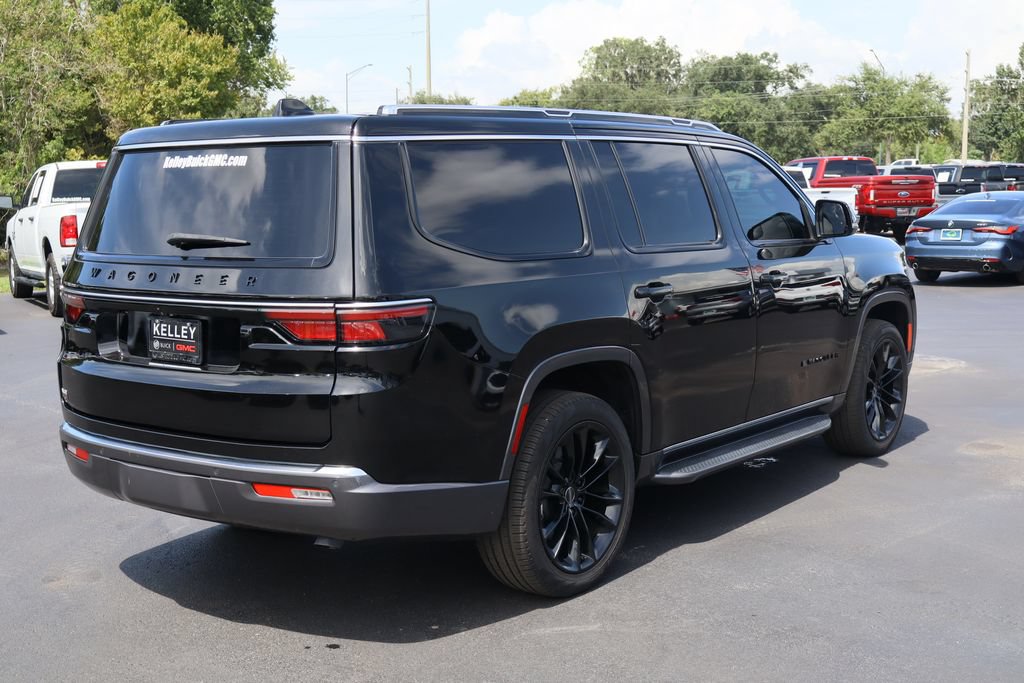 Used 2022 Jeep Wagoneer Series III w/ Flexible Seating Group RWD image 9
