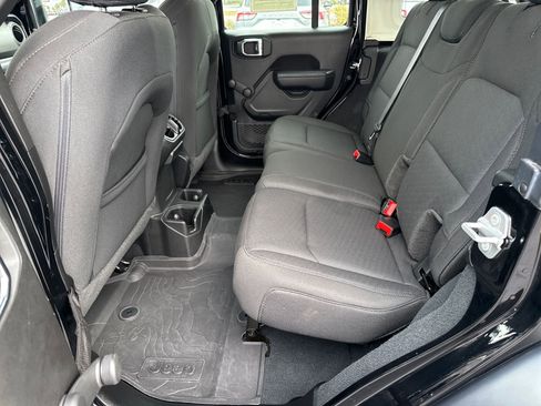Used 2023 Jeep Wrangler Sport image 23