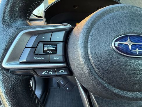 Used 2021 Subaru Forester Limited image 28