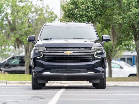 Used 2022 Chevrolet Tahoe LT w/ Luxury Package AWD/4WD image 36