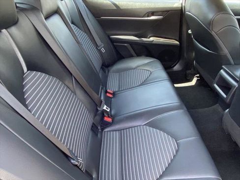 Certified 2023 Toyota Camry SE FWD image 18