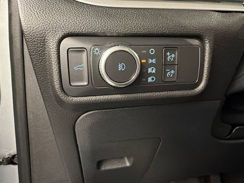 Certified 2022 Ford Explorer XLT w/ Equipment Group 202A AWD/4WD image 25