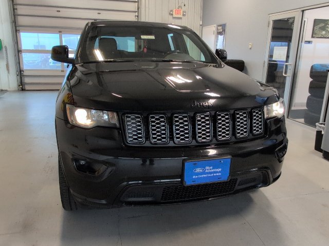 Used 2021 Jeep Grand Cherokee Laredo X AWD/4WD image 38