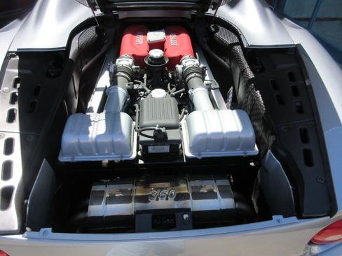 Used 2004 Ferrari 360 Spider RWD image 18