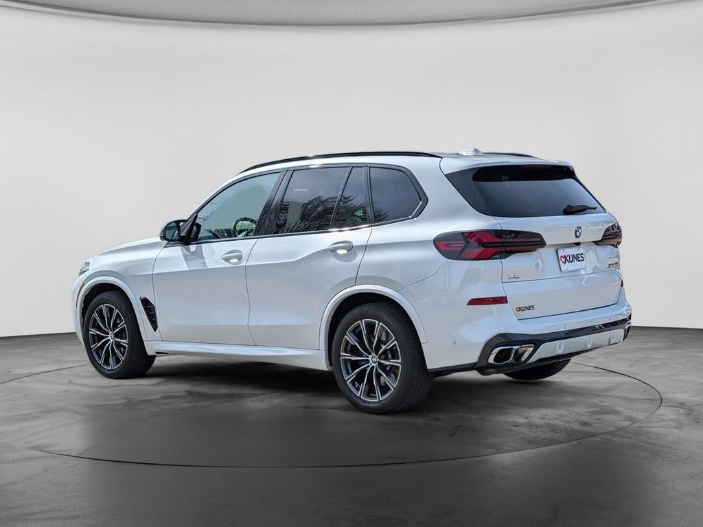 Used 2026 BMW X5 M60i AWD/4WD image 10