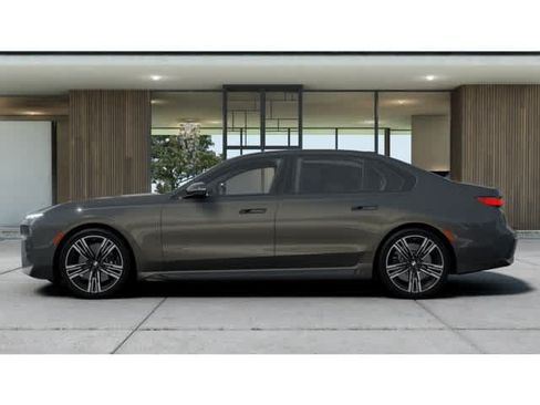 New 2026 BMW 740i xDrive w/ Luxury Rear Seating Package AWD/4WD image 4