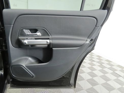 Certified 2025 Mercedes-Benz GLB 250 image 25