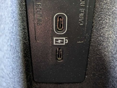 Certified 2025 Volvo XC90 B5 Core AWD/4WD image 24
