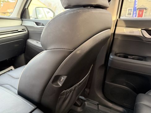 Used 2023 Hyundai Palisade SEL image 26