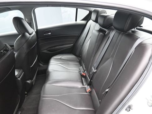 Used 2019 Acura ILX image 21
