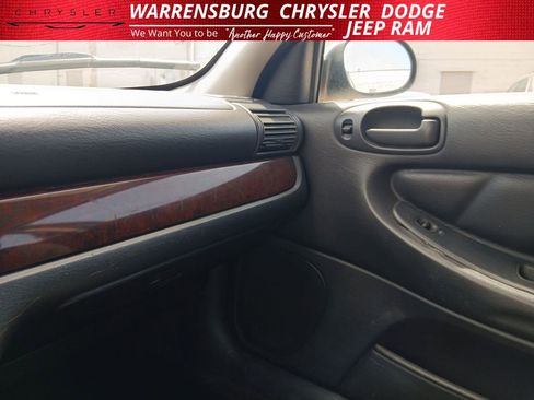 Used 2001 Dodge Stratus SE FWD image 19