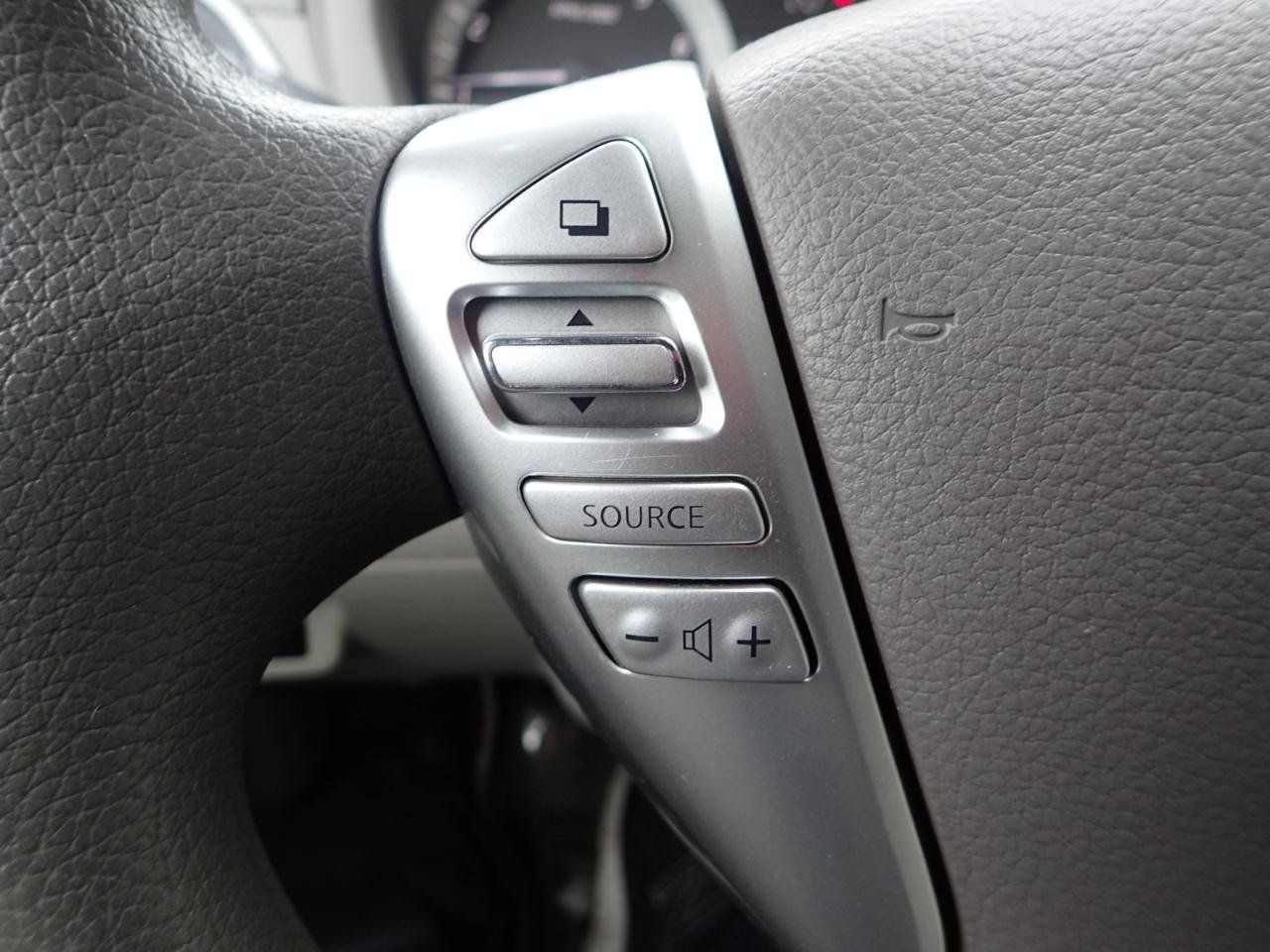 Used 2013 Nissan Sentra SV FWD image 15