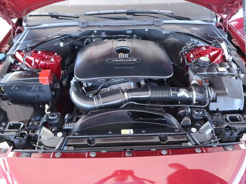 Used 2017 Jaguar XE image 49