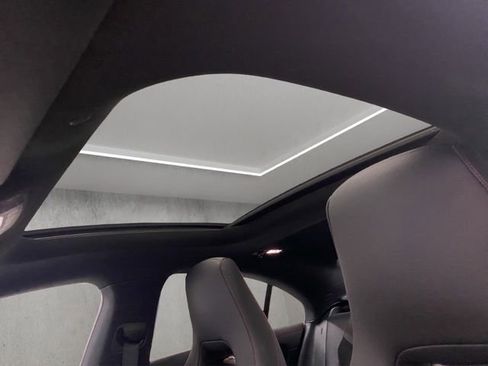 Used 2023 Mercedes-Benz CLA 250 4MATIC image 10