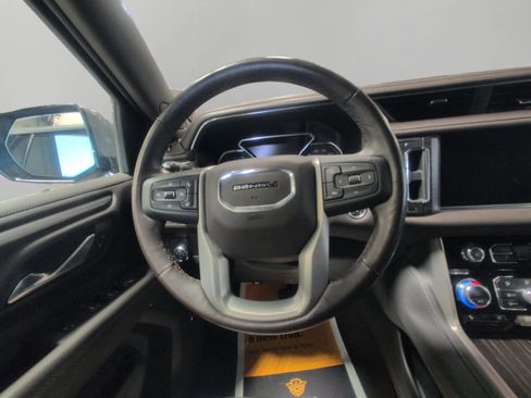 Used 2021 GMC Yukon Denali image 12