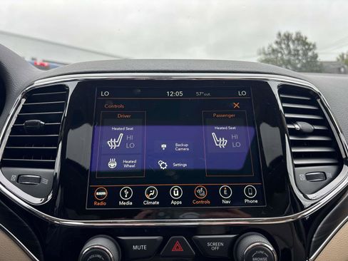 Certified 2019 Jeep Grand Cherokee Limited image 27