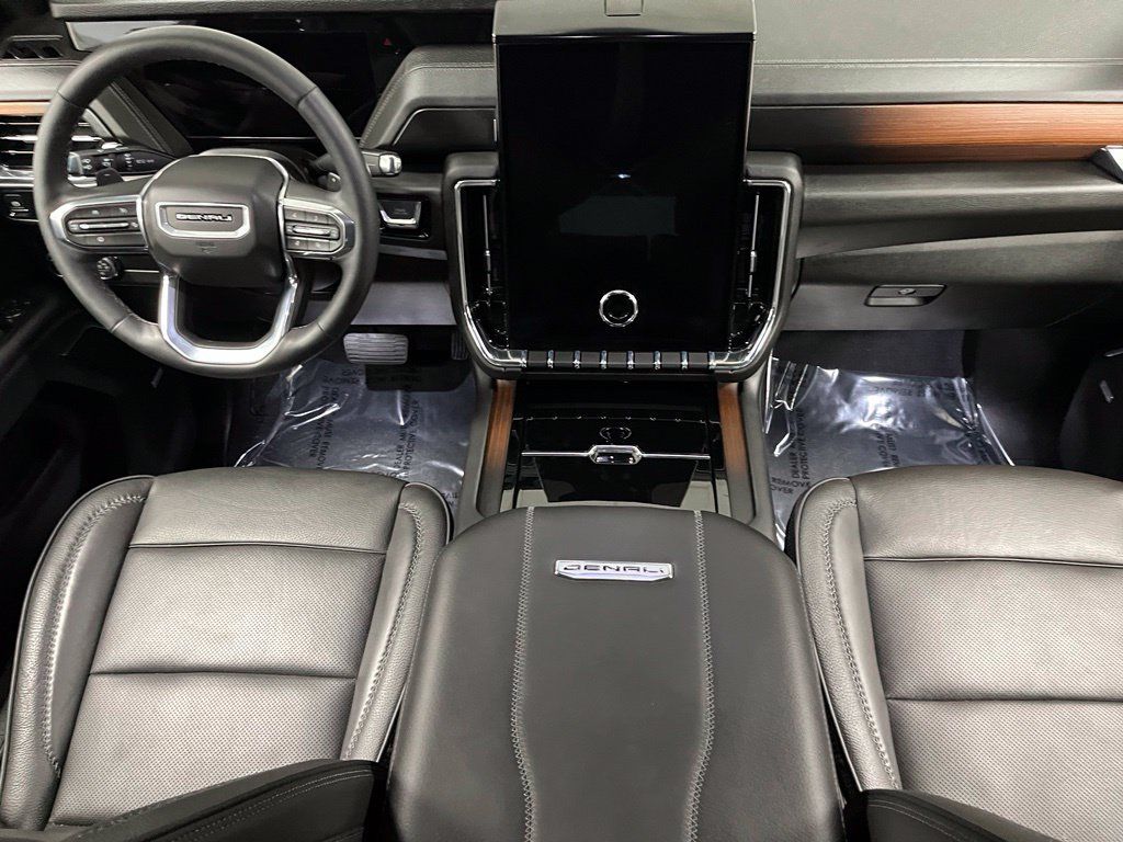 Used 2026 GMC Yukon Denali w/ Sun & Power Step Package AWD/4WD image 26