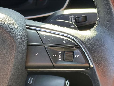 Used 2022 Audi Q3 2.0T Premium image 22