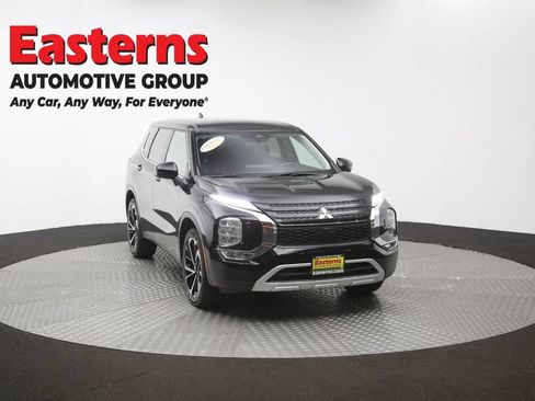 Used 2024 Mitsubishi Outlander SE AWD/4WD image 49