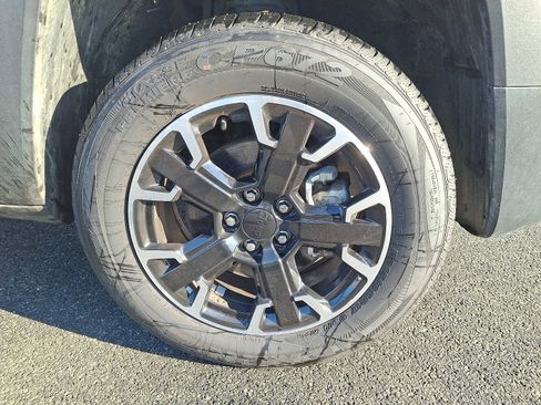 Used 2023 Jeep Renegade Trailhawk image 8