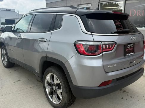 Used 2019 Jeep Compass Limited w/ Safety & Security Group AWD/4WD image 4