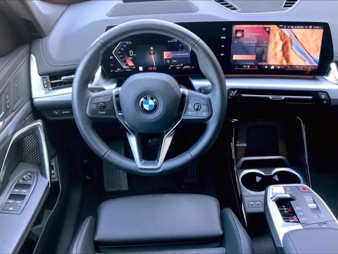 Certified 2025 BMW X1 xDrive28i image 6