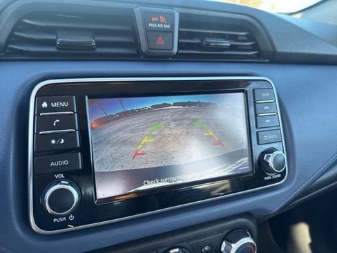 Used 2023 Nissan Versa SV image 13