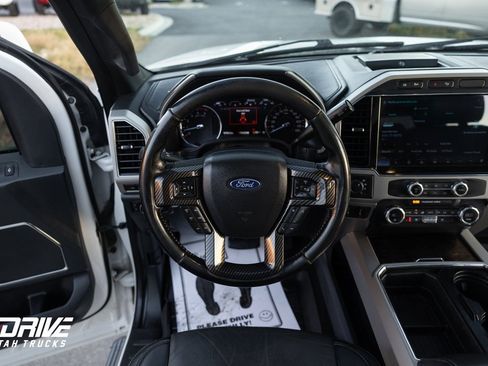 Used 2022 Ford F350 Lariat w/ Lariat Ultimate Package image 21