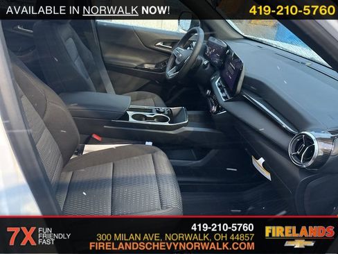 New 2026 Chevrolet Equinox LT w/ LPO, Floor Liner Package image 36