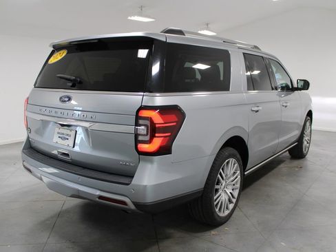 Used 2024 Ford Expedition Max Limited image 9