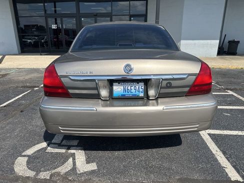 Used 2006 Mercury Grand Marquis GS RWD image 6