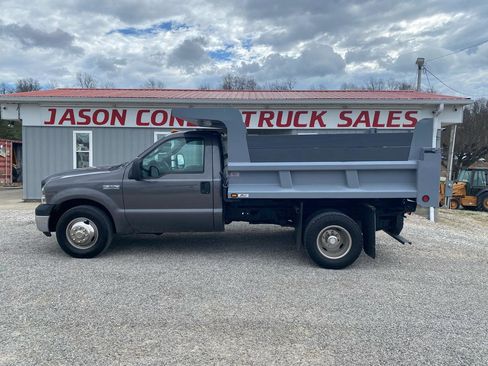 Used 2006 Ford F350 XL image 1