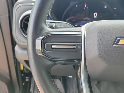 Used 2023 Chevrolet Colorado LT RWD image 16