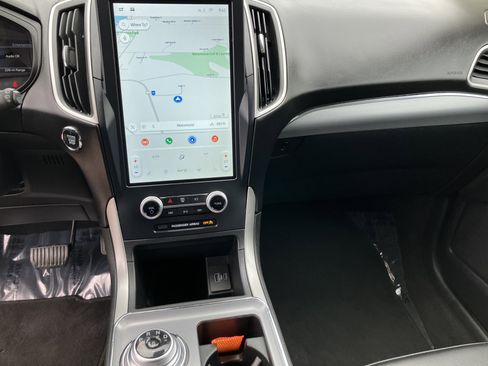 Used 2022 Ford Edge SEL w/ Convenience Package image 13