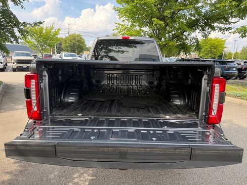 Used 2023 Ford F350 Lariat w/ Lariat Ultimate Package AWD/4WD image 10