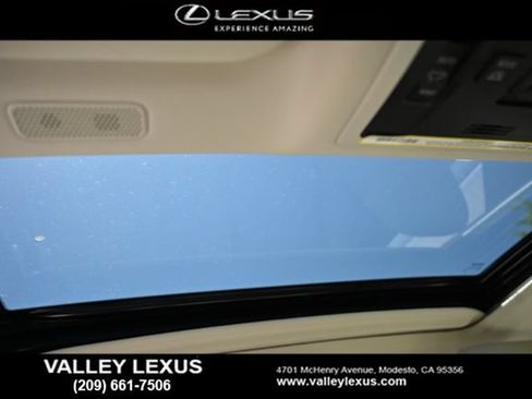 Used 2025 Lexus ES 300h w/ Premium Package FWD image 6