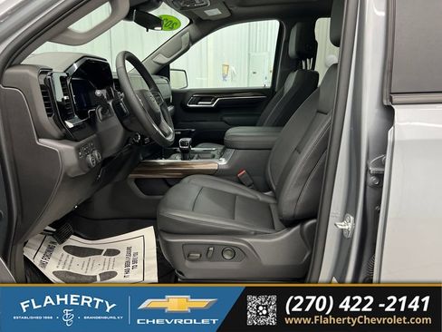 Used 2026 Chevrolet Silverado 1500 RST w/ Dark Appearance Package AWD/4WD image 9