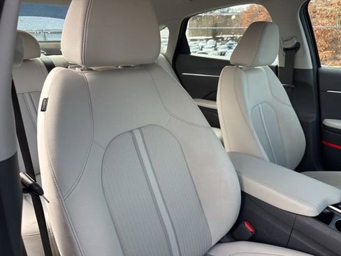 Certified 2023 Hyundai Sonata SEL w/ Preferred Accessory Package image 23