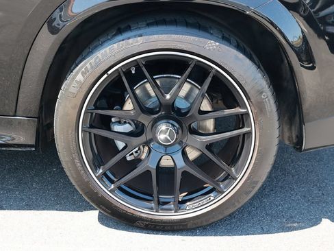 Used 2024 Mercedes-Benz GLE 53 AMG 4MATIC Coupe w/ Driver Assistance Package image 10