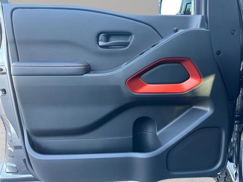 New 2026 Nissan Frontier PRO-4X w/ Pro-4x Convenience Package image 15