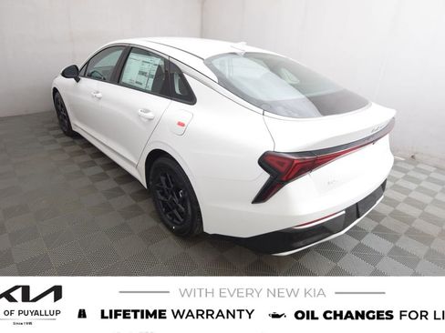 New 2026 Kia K5 LXS image 7