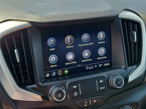 Used 2023 GMC Terrain SLT image 27