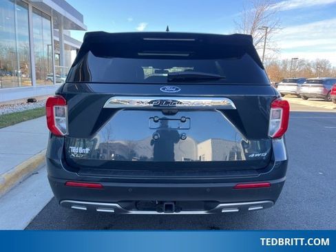 Certified 2024 Ford Explorer XLT w/ Equipment Group 202A image 7
