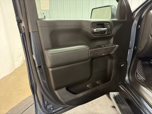 Certified 2022 Chevrolet Silverado 1500 LTZ w/ LTZ Premium Package image 4